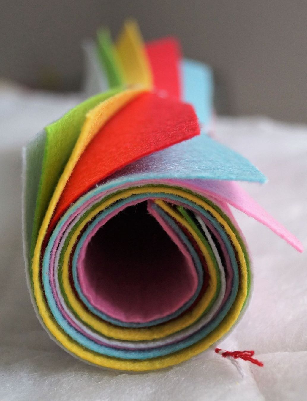 Bastelsets: BASTELFILZ-SET, 6 Farben, 30x30 cm Set 4 felt – Neu (gemäss Beschreibung) aus Langenthal von flowersNbirds 1