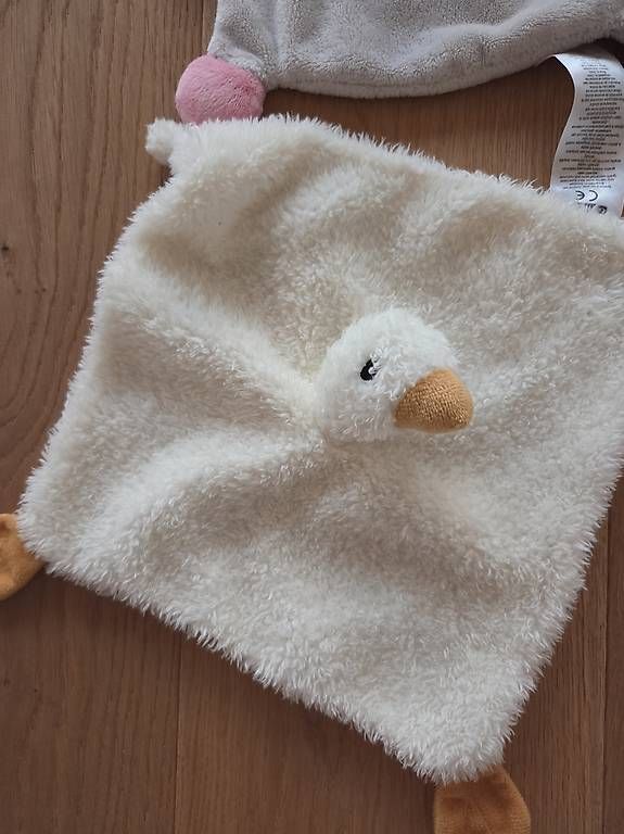 Jouets: Schnuffeltuch – D'occasion à Oberrohrdorf par nad_9cxj 3