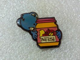 Ansteckpin 107: Nestle Bebe