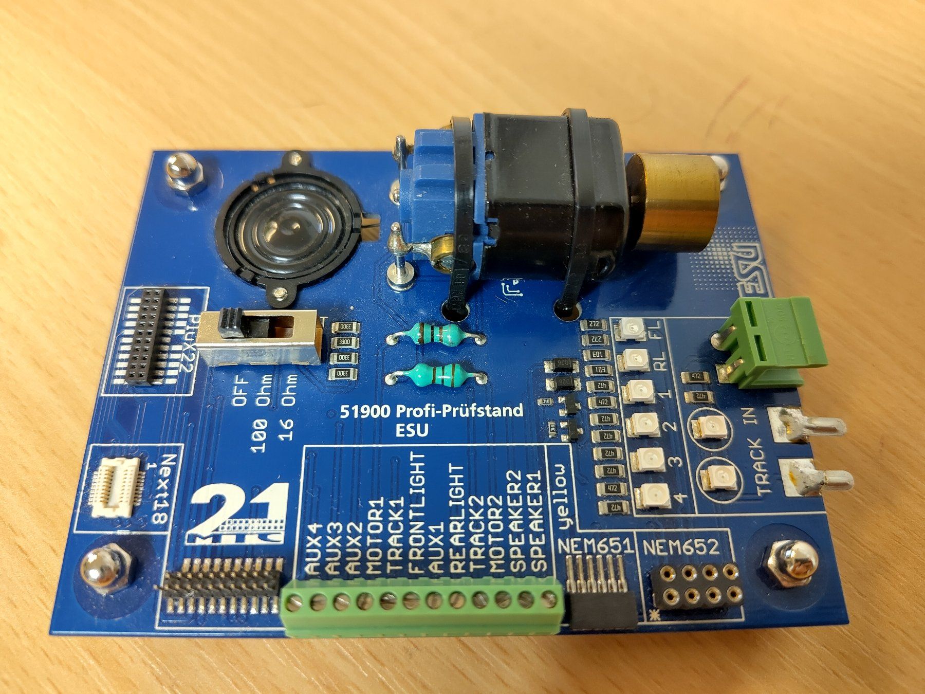 ESU 51900 Profi-Prüfstand - Testen Sie Ihre Decoder (Gebraucht) in ...