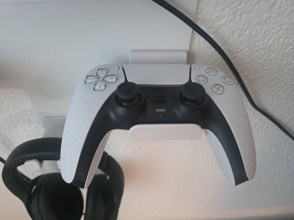 Sony Consoles: SONY PlayStation®5 Pro - 2 TB – D'occasion à Kehrsatz par mar_9rnv 3