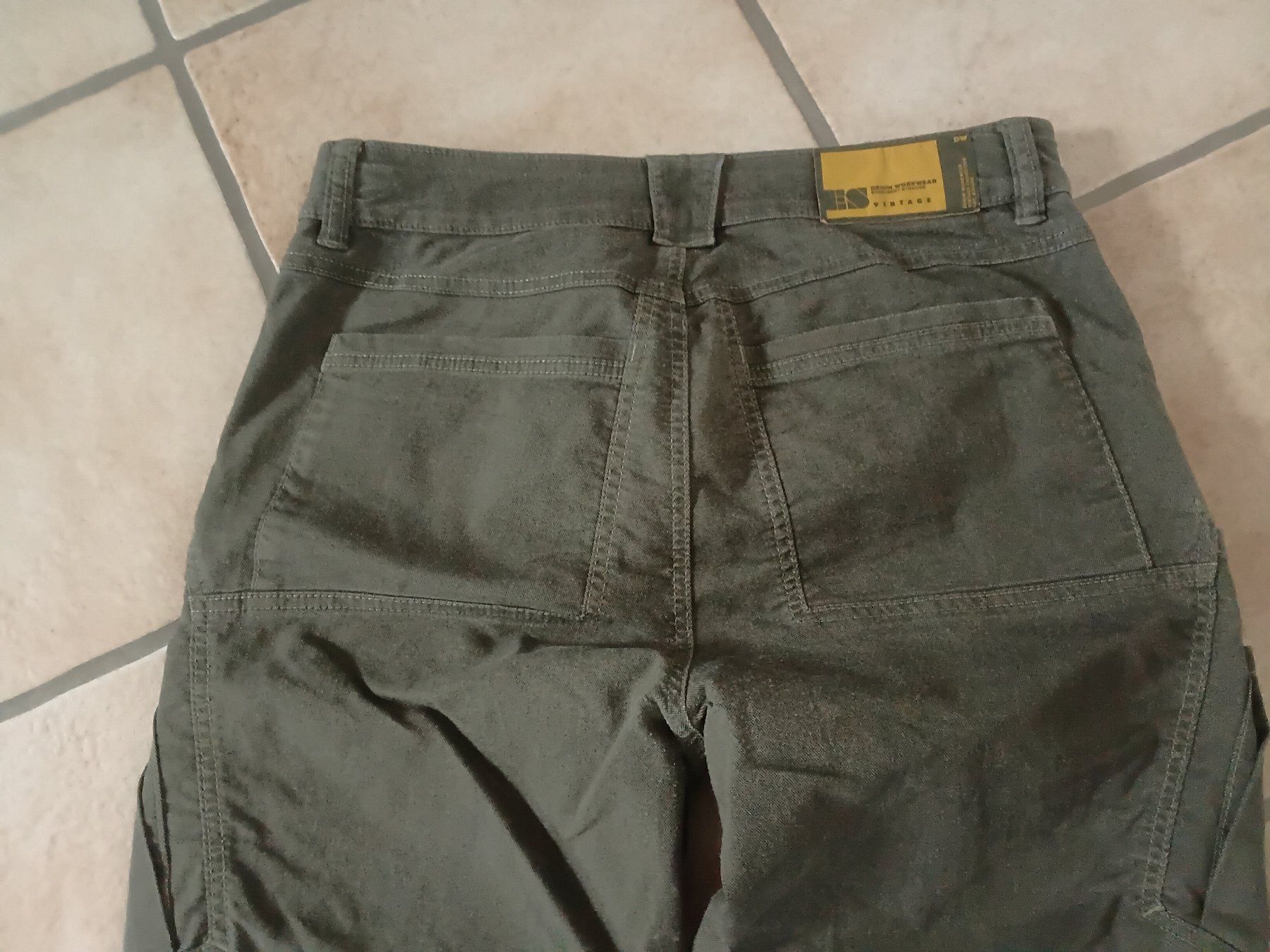Engelbert Strauss Jeans: Engelbert Strauss Cargojeans vintage oliv Gr. 52 – Usato da Riniken venduto da Kandergrund86 4