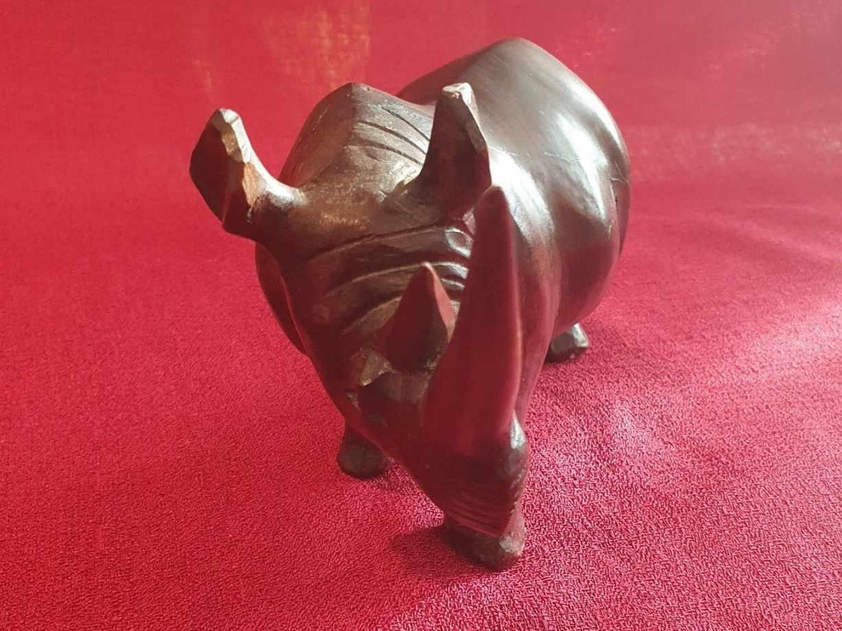 Statuette: Vintage Holz-Nashorn handgeschnitzt – Schöne Dekoration – Usato da Abtwil AG venduto da MaVo.0710 2