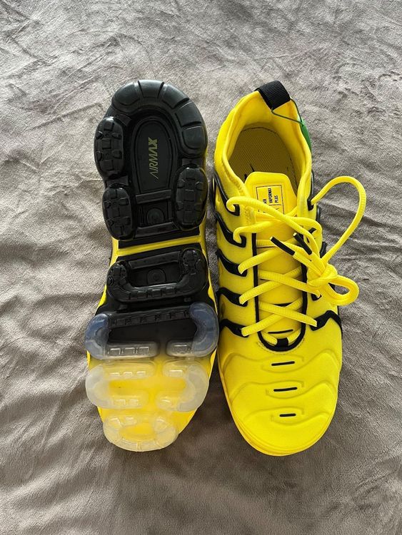 Air vapormax plus shop bumblebee