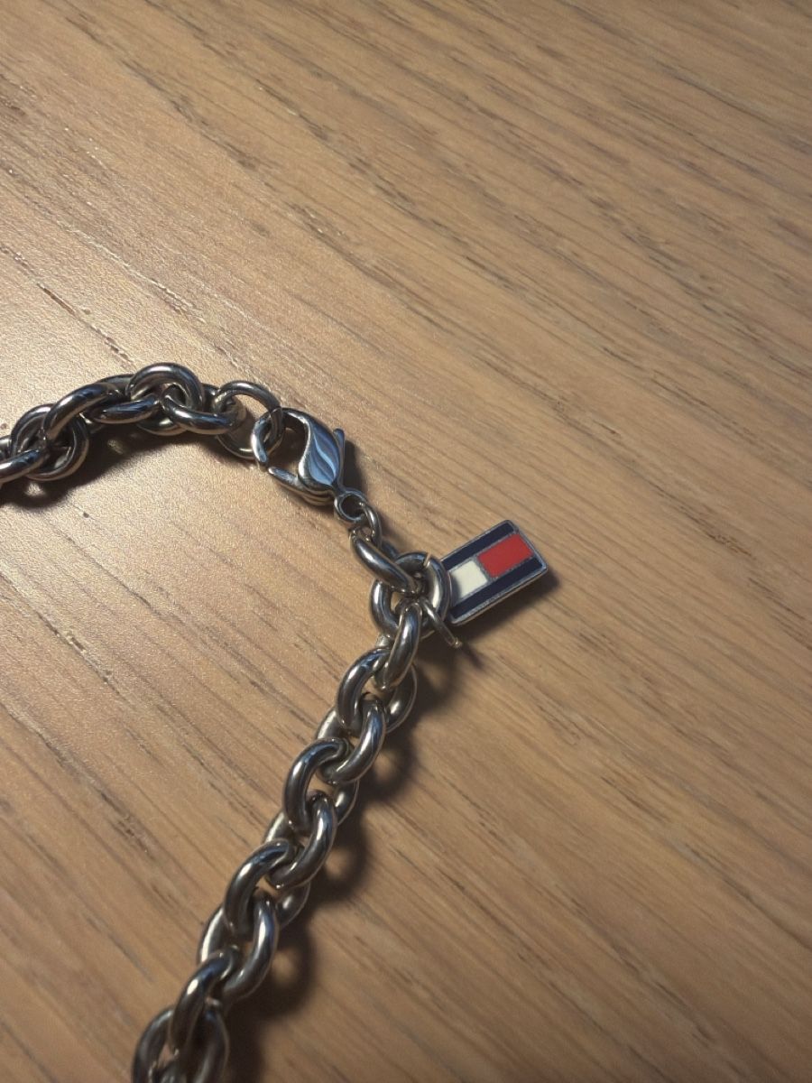 Catenine: Tommy Hilfiger Halskette – Usato da Watt venduto da DST78 2