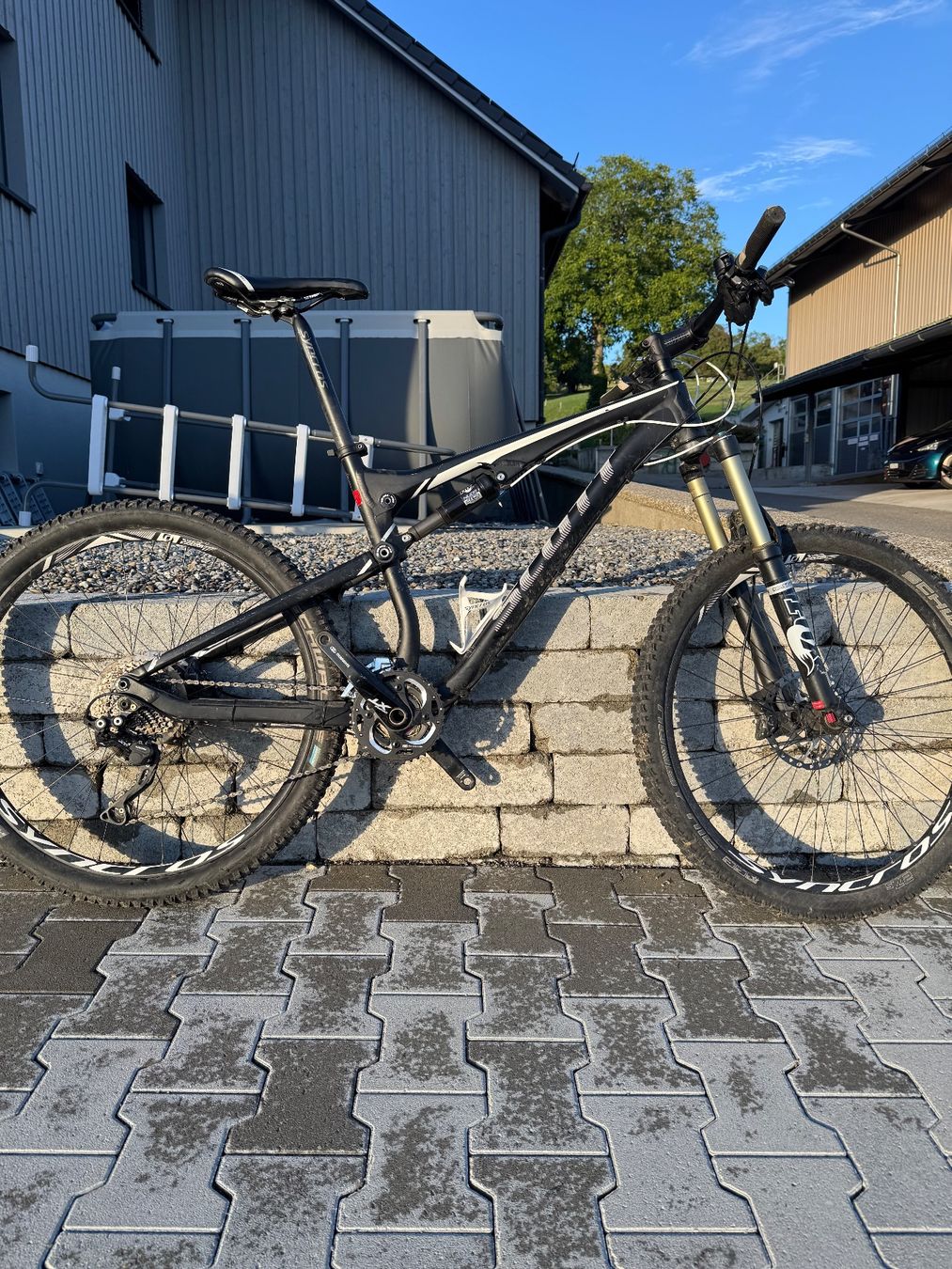 Scott Vélos: Scott Genius 730, Grösse L, ab CHF 1.-- – D'occasion à Hämikon par Anaxagore