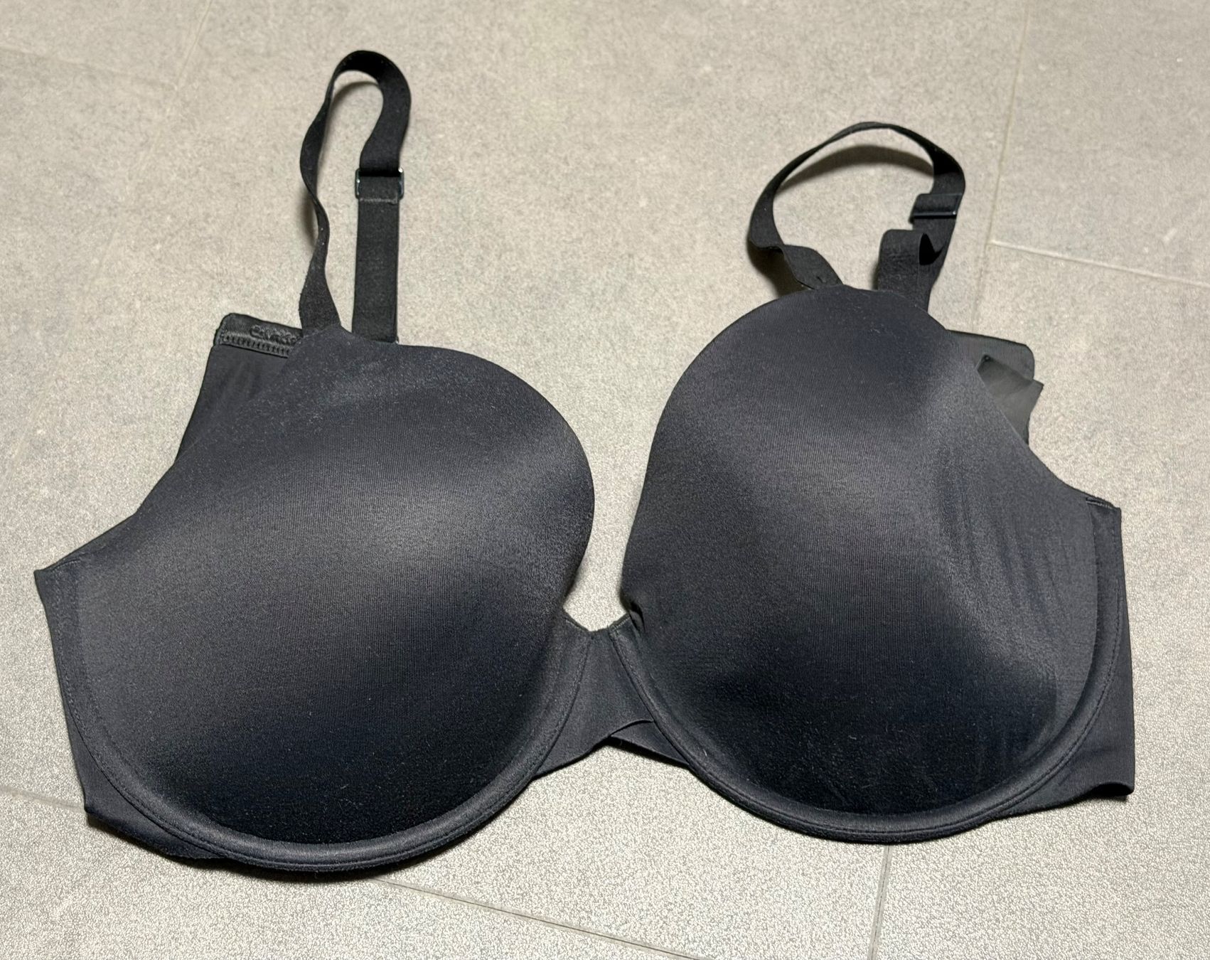 Calvin Klein Altra biancheria intima: Calvin Klein BH, Schwarz, Grösse 100E/38DD – Usato da Münchenbuchsee venduto da dumle