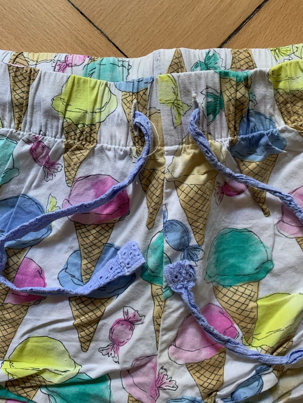 Negligees & Pyjamas: Pyjama Shorts mit Glacé - XS – Gebraucht aus Zürich von Diazaio 1
