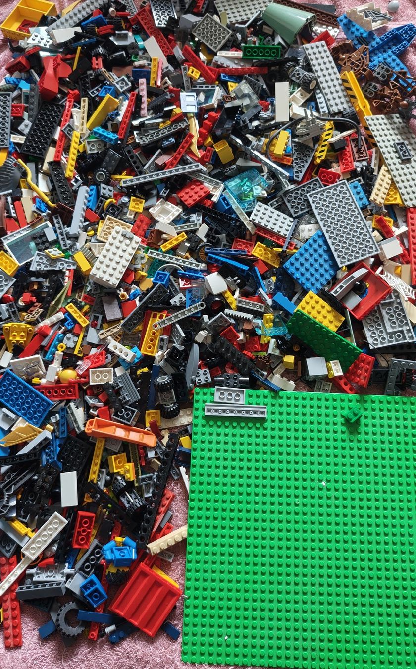 Lego Jouets: Lego "Schrott" ca 2,5 Kilo – D'occasion à Effretikon par Superkarin7