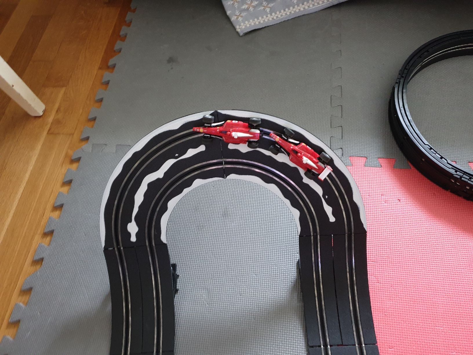 Carrera Piste: Carrera Go James Bond 007 Rennbahn Set – Difettoso da Ittigen venduto da Ziok187 3