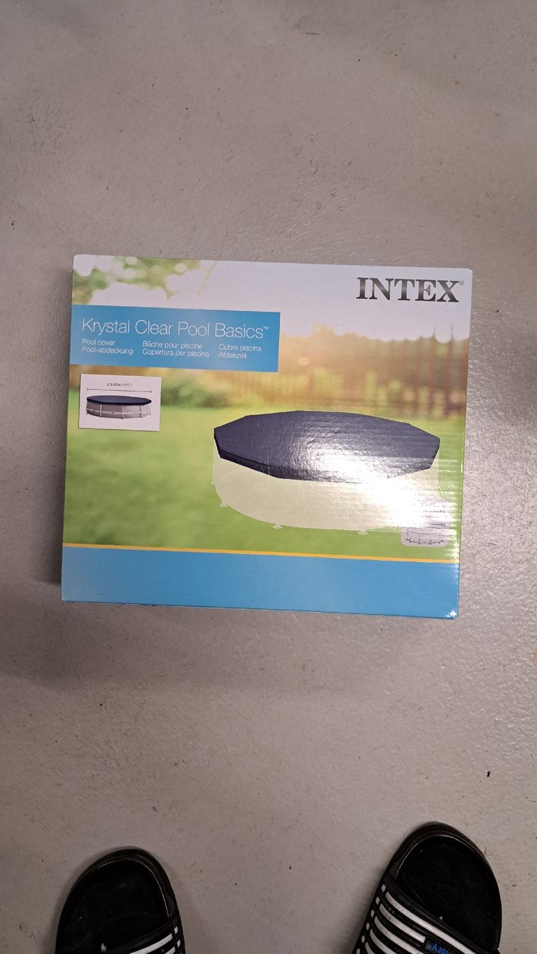 Intex Piscine: Intex Pool Abdeckung - Krystal Clear Basics - Neu! – Usato da Muri AG venduto da HalleTeam