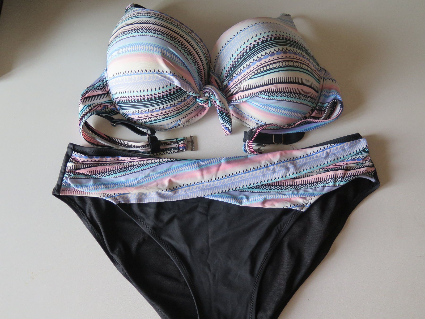Costumi da bagno & Bikini: Damen-Bikini Grösse XL – Usato da Bubikon venduto da Masoala