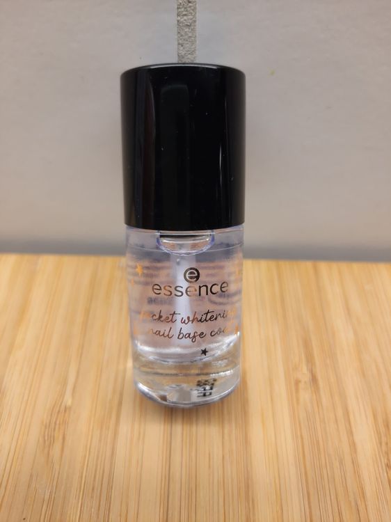 Pocket Whitening Nail Base Coat von Essence Kaufen auf Ricardo