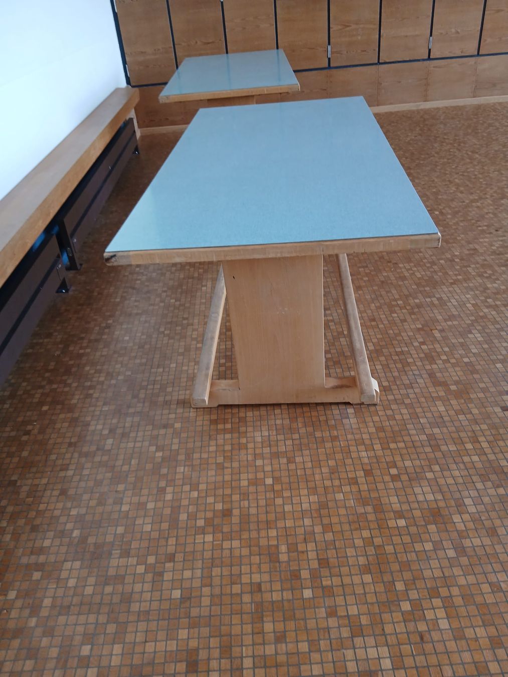 Tavoli: Tisch – Usato da Beinwil am See venduto da supra86 1