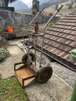Stahl und Gasflaschenkarren