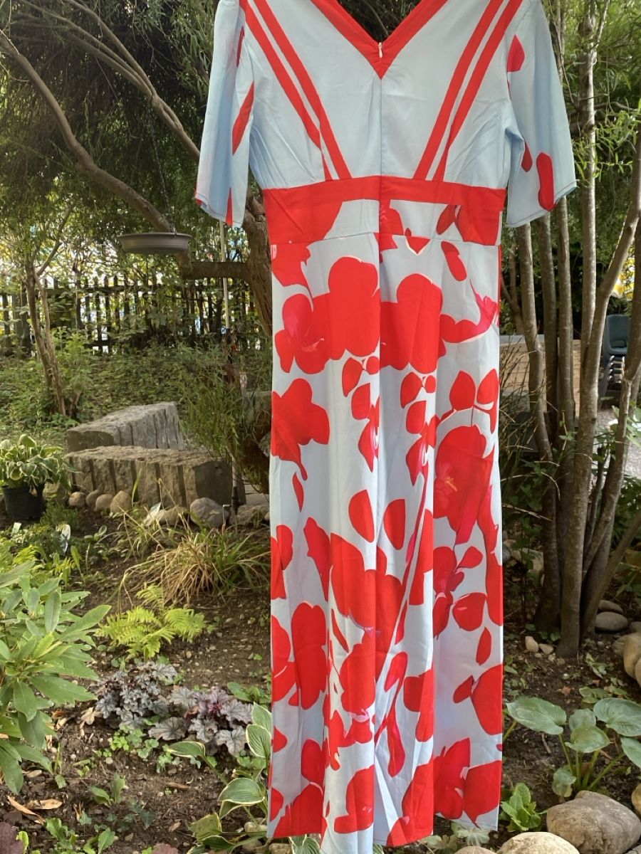 Vestiti: Kleid Blumenmuster hellblau rot Grösse M 100% Polyester – Usato da Bern venduto da Gogo_1930 3