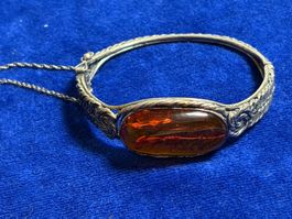 Wunderschöne Armspange 800 Silber mit BernsteinFrau