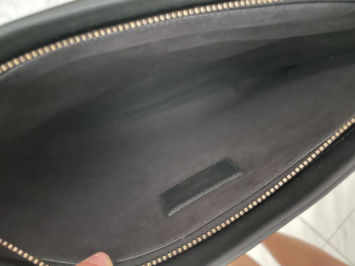 Dior Borse: Christian Dior Black Leather pouch – Nuovo (secondo la descrizione) da Zug venduto da Fashionaddicted.- 3