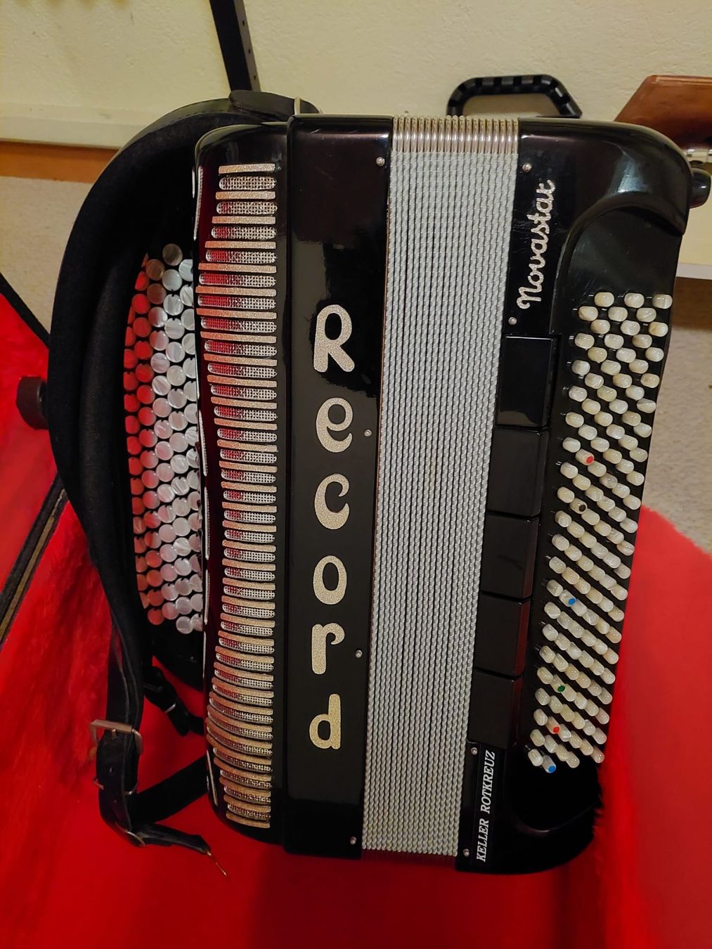 Musikinstrumente: Record Novastar Akkordeon / Handorgel – Gebraucht aus Gränichen von Oliver066 1