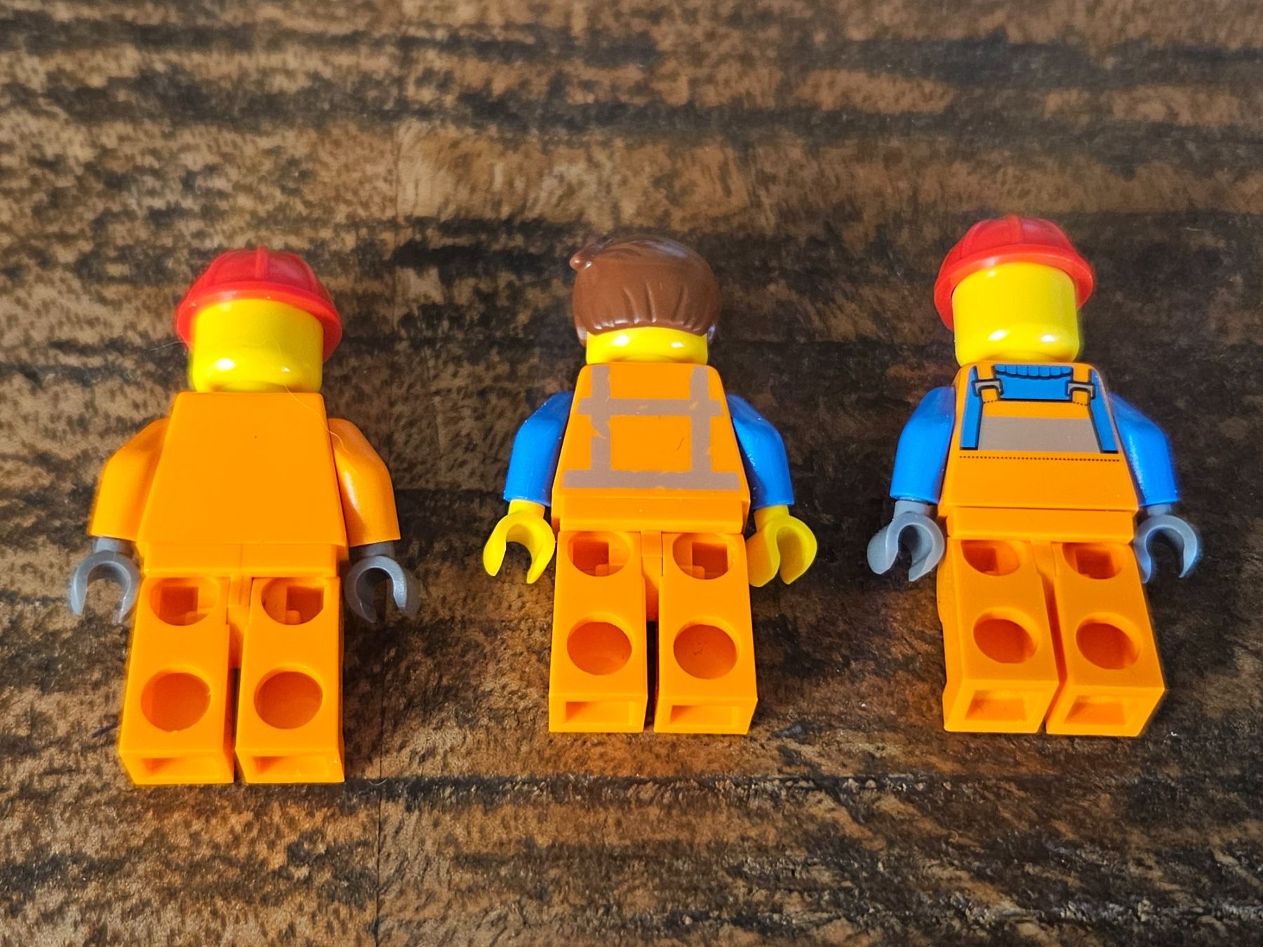 Lego Kit di costruzioni: lego lot de 3 figurines – Usato da Confignon venduto da Ecrofigs 1