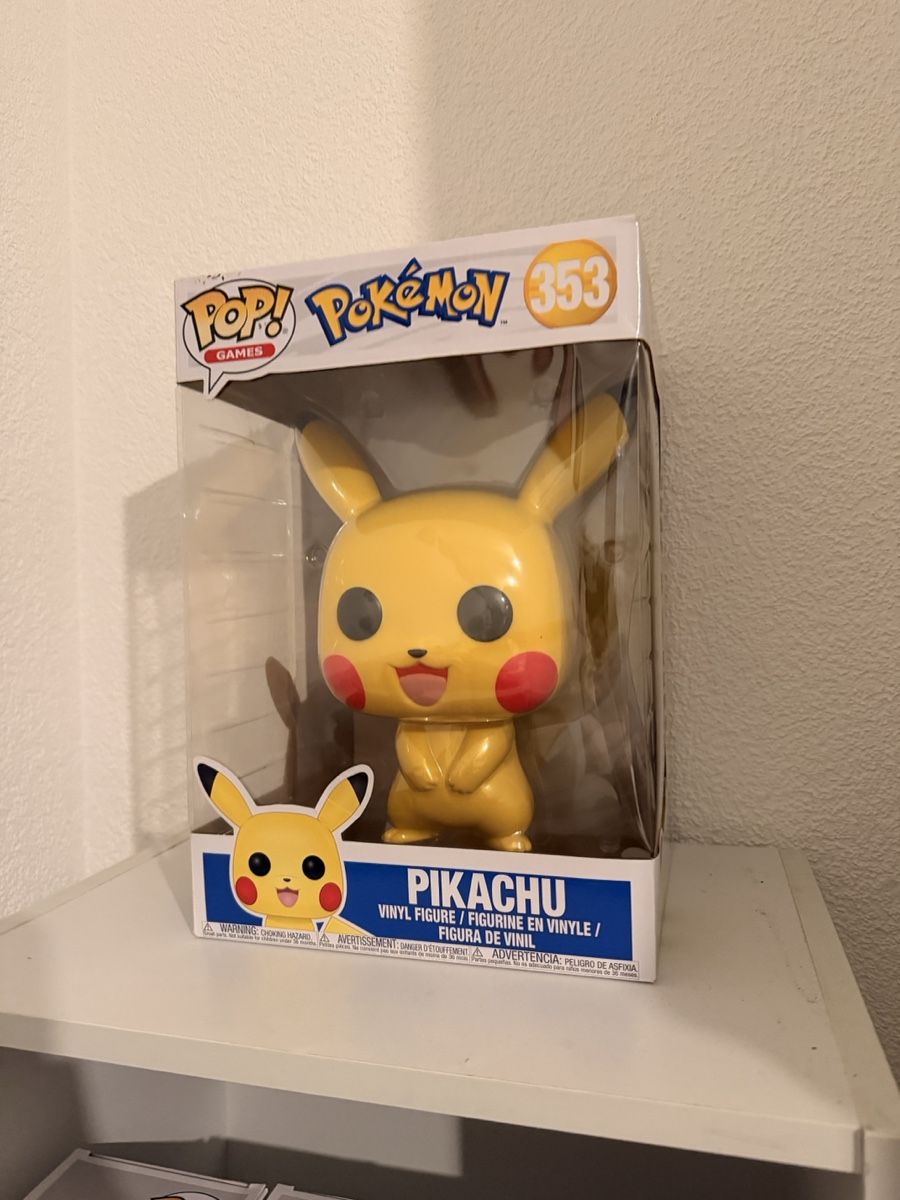 Funko Statuette: Funko Pop Pokemon Pikachu 353 – Nuovo e nell'imballaggio originale da Bellmund venduto da kevkev14