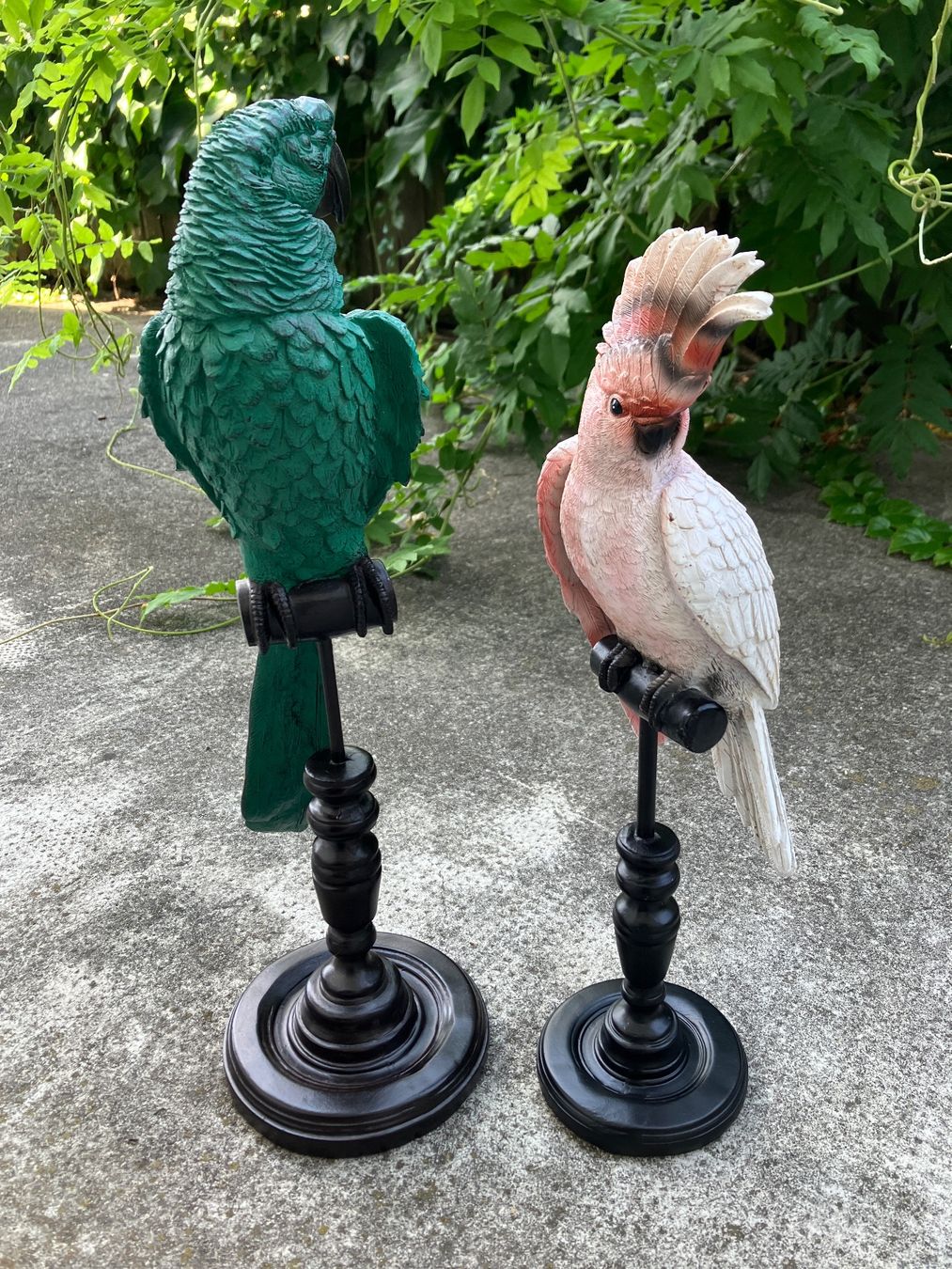 Maisons du monde Statuette: Deko Papageien auf Sockel 2er Set – Usato da Courlevon venduto da Jeorge 1