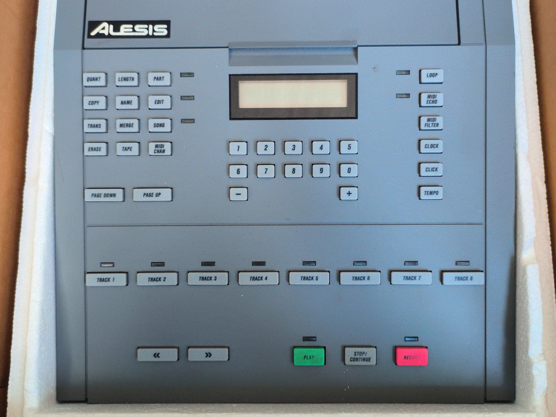 Alesis Console di mixaggio: Alesis MMT-8 Multitrack Midi Recorder – Usato da Zürich venduto da danihell 2