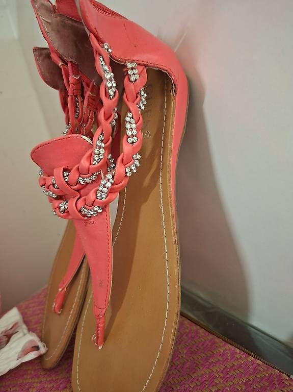Guess Chaussures femmes: Guess Gr 40 – D'occasion à Emmenbrücke par Ddagi 1