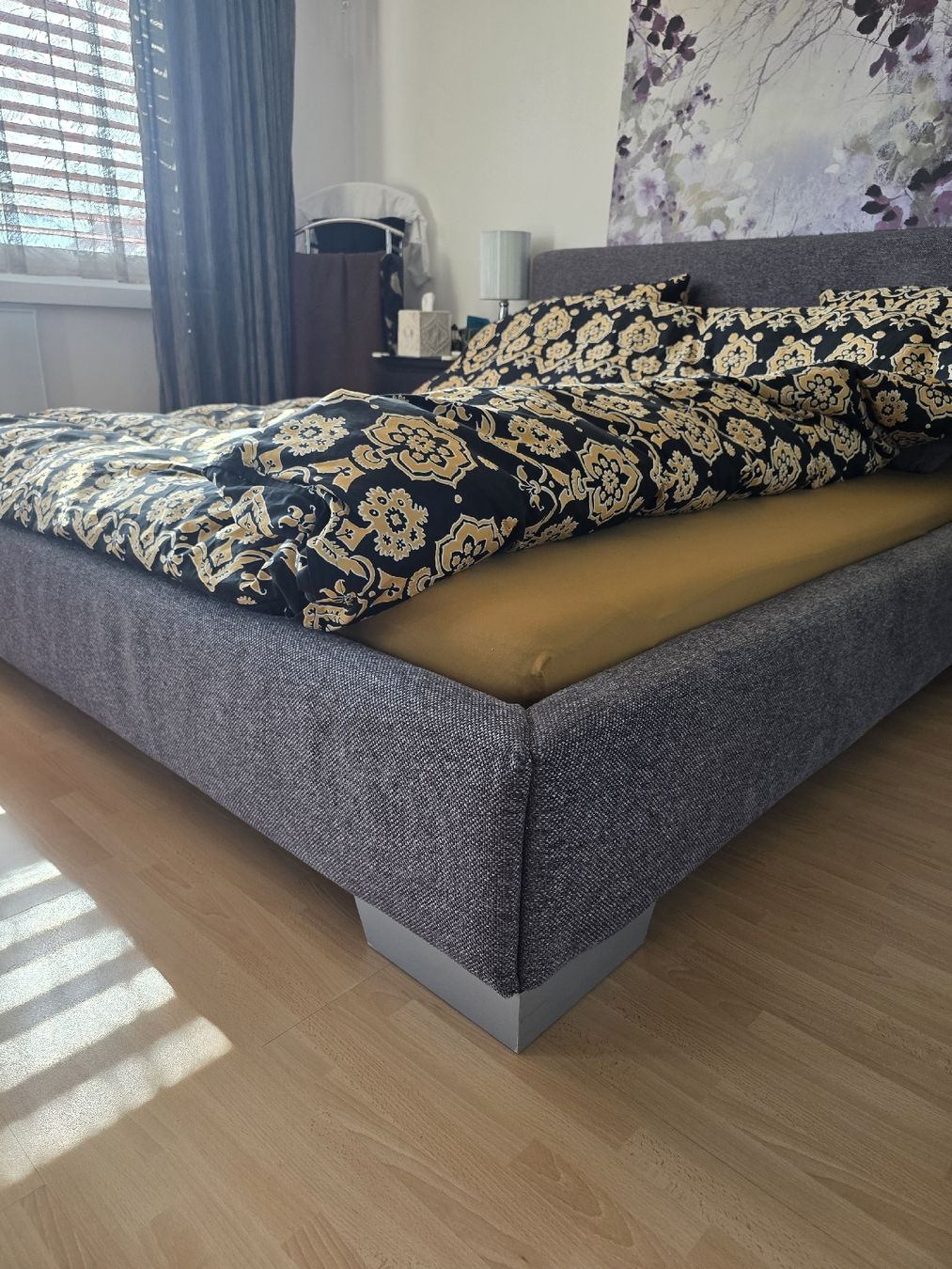Interio Betten: Polsterbett grau 160×200 Interio – Gebraucht aus Emmenbrücke von stojo 2