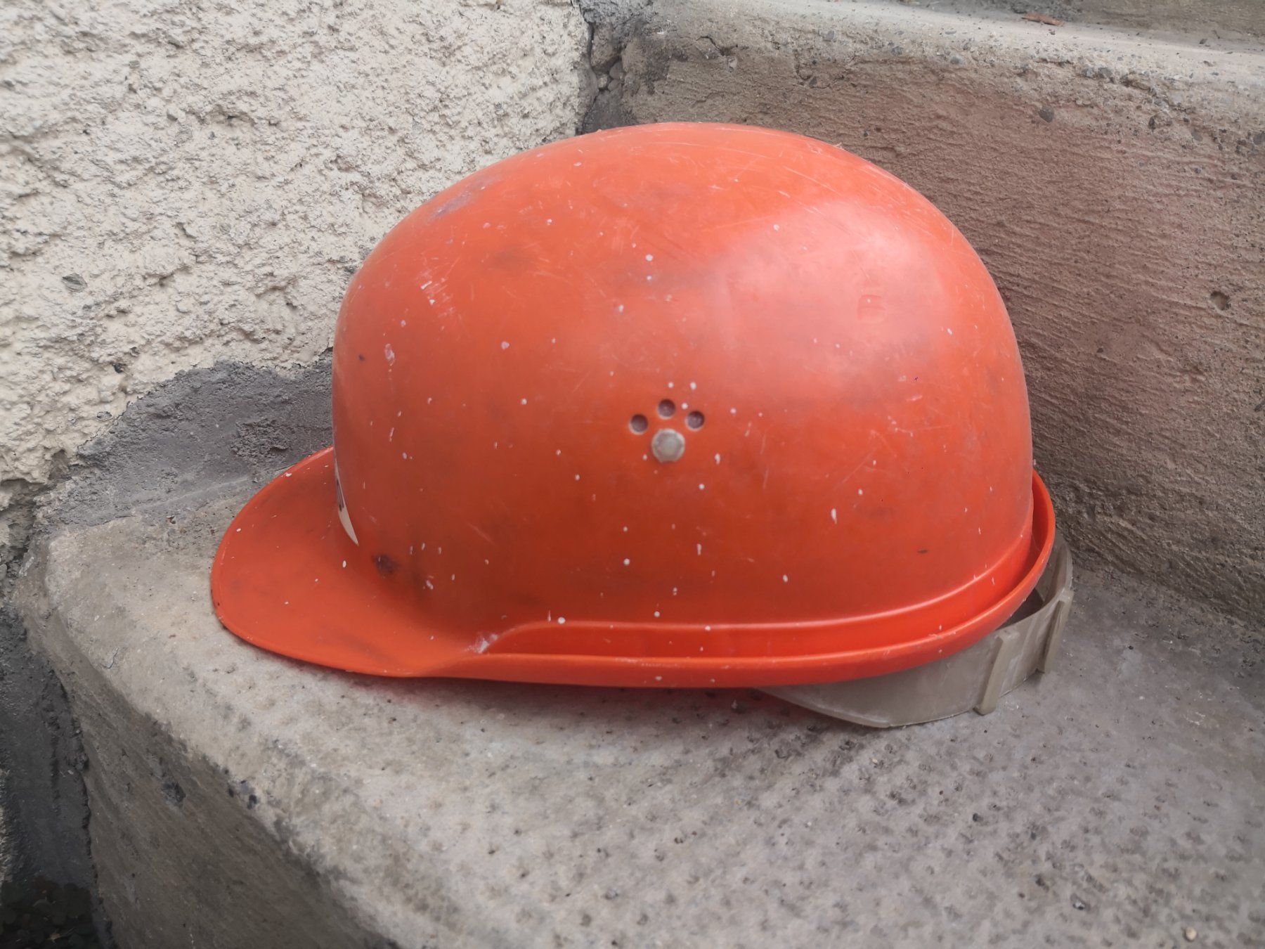 Protezione per viso e udito: Helm PALFINGER FISKARS 1972 – Usato da Monthey venduto da 19_karen_84 5