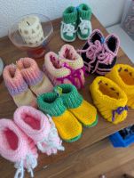 Babyschuhe handgestrickt verschiedene Farben