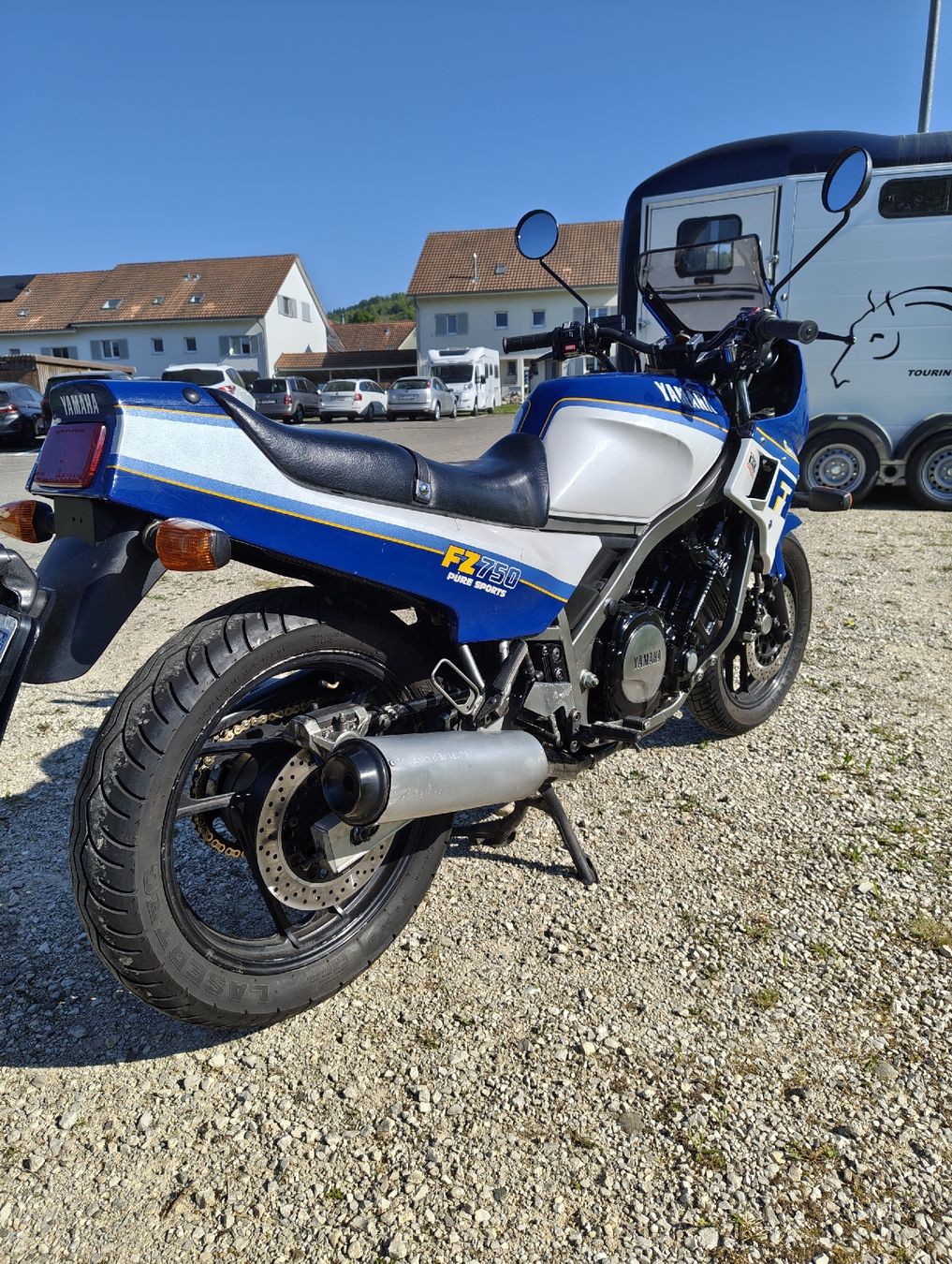 Yamaha Strada: Yamaha FZ 750 – Usato da Herznach venduto da missterwau 7