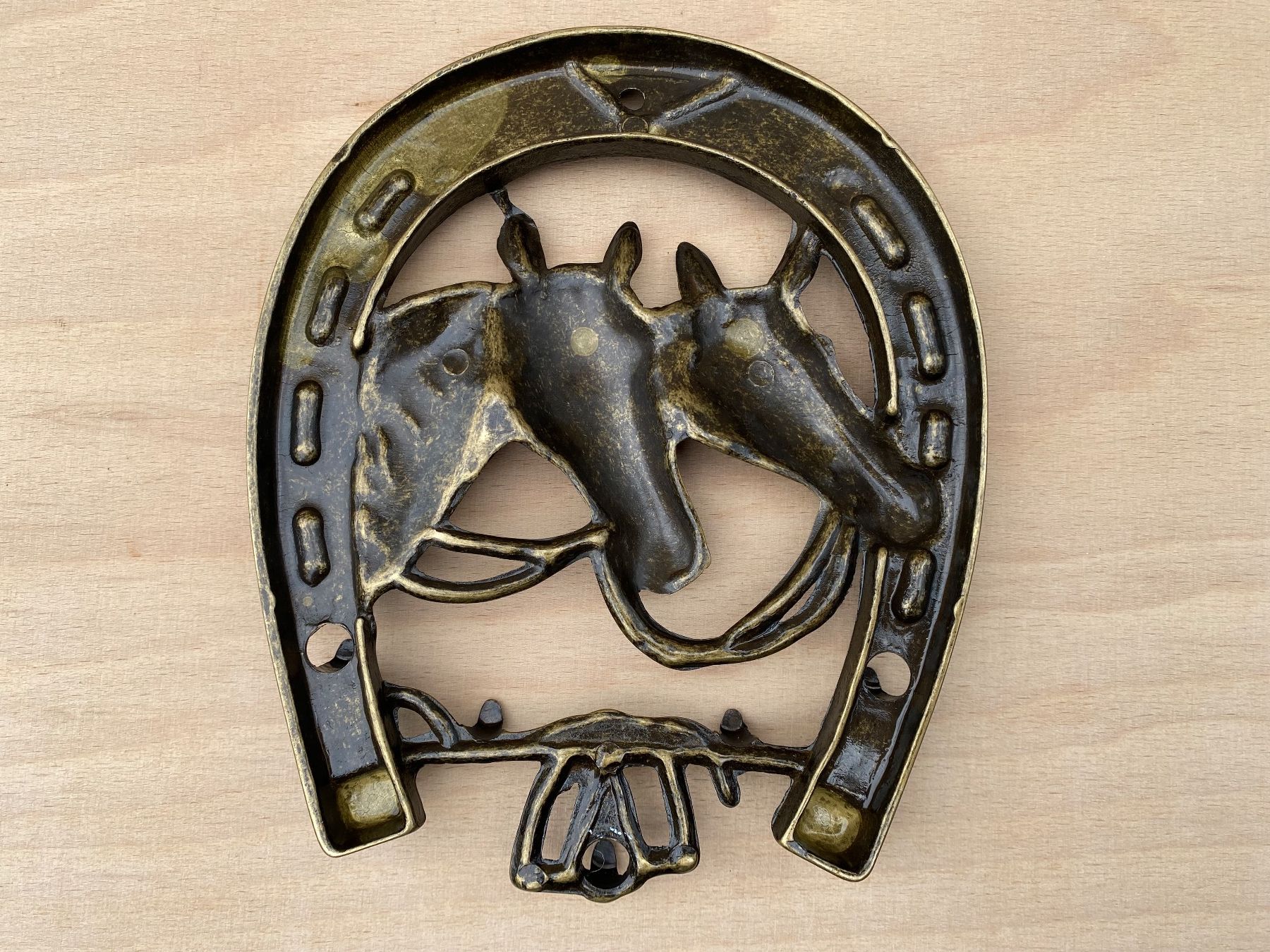 Carrozze: schöne Hufeisen-Garderobe – Usato da Feldbach venduto da Fea1 8