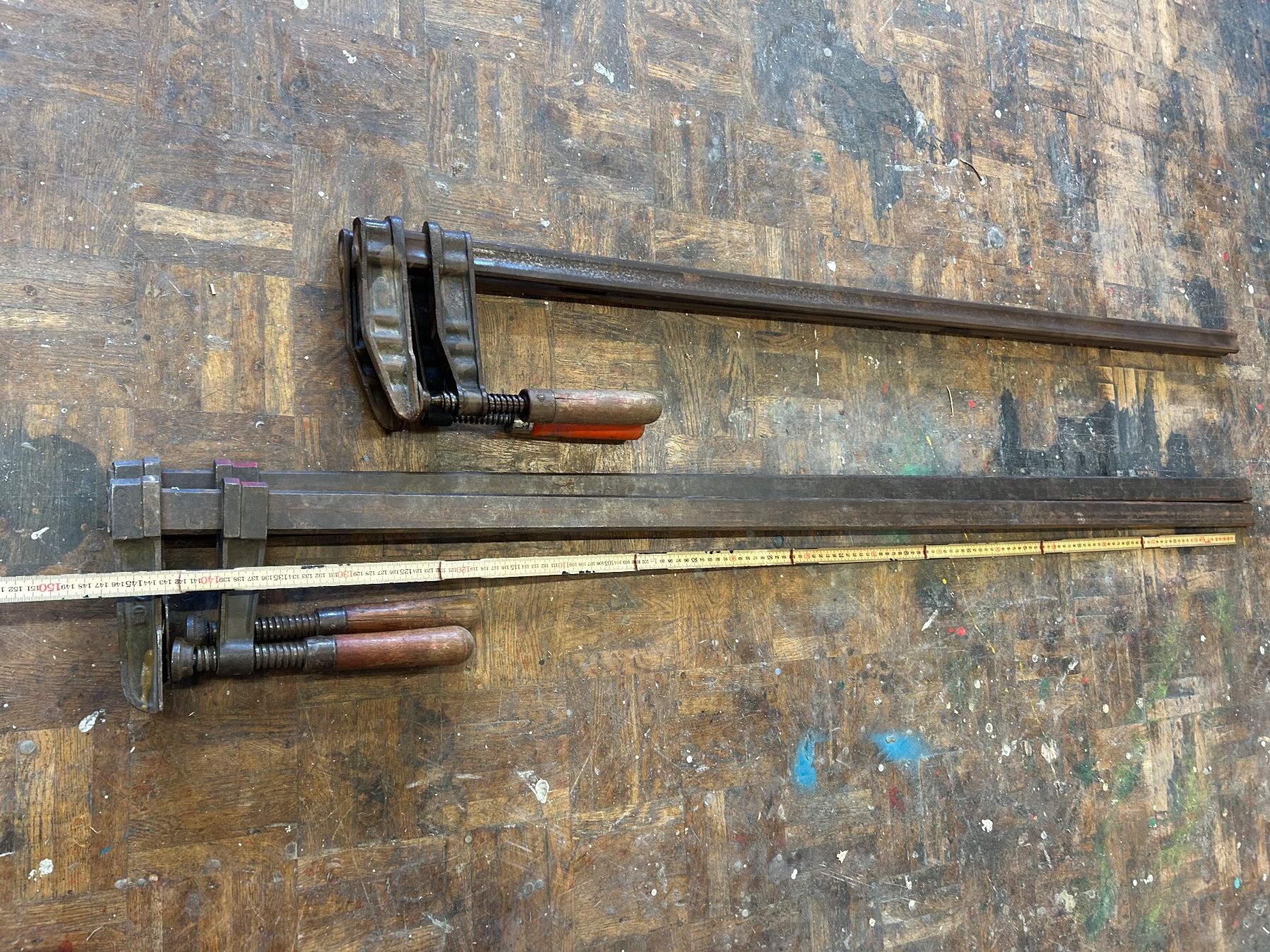 Tutti gli attrezzi: 4x SCHRAUBZWINGE BESSEY – Usato da Bottmingen venduto da Surubi 5