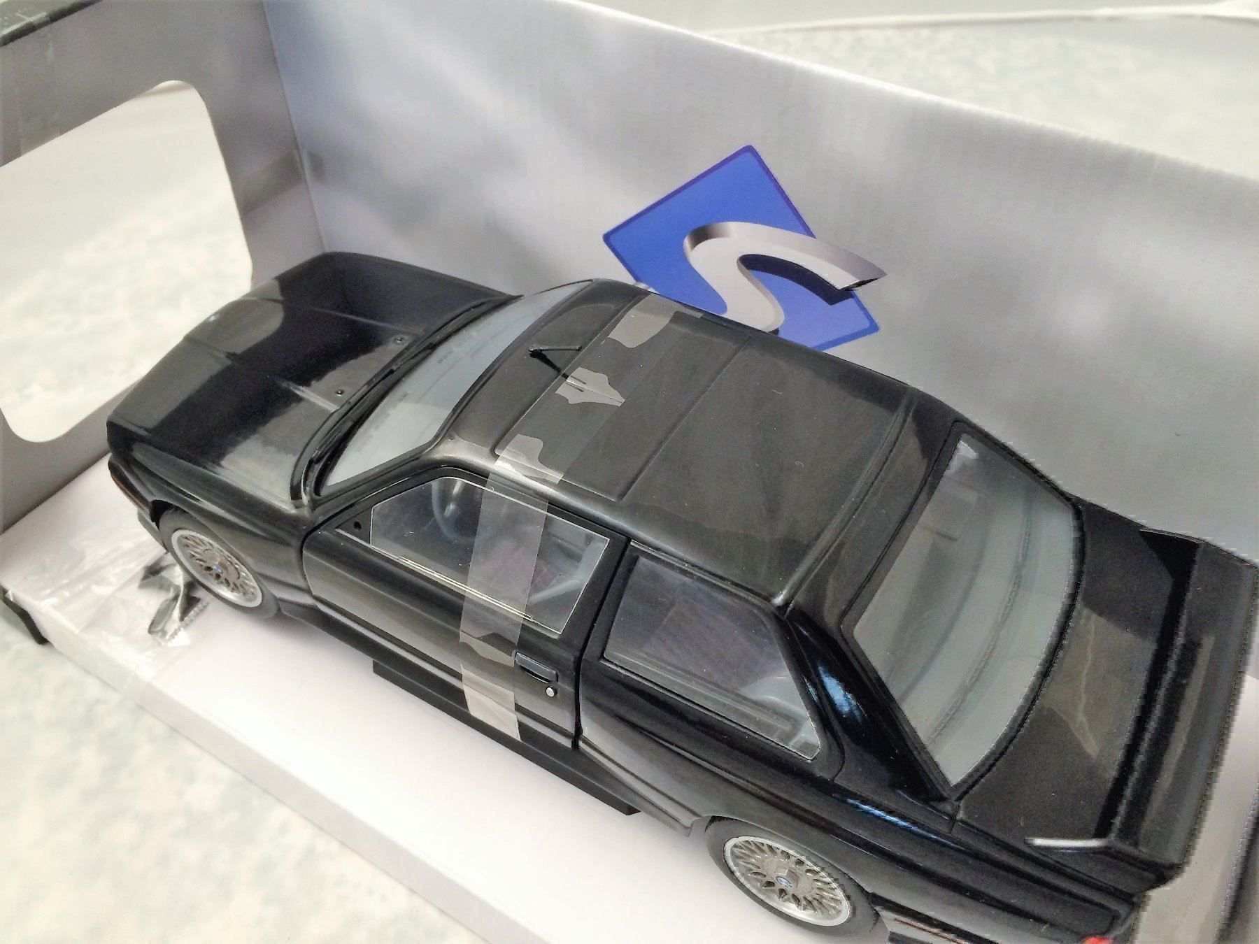 BMW Modellini d'auto: BMW E30 Sport Evo, schwarz – Nuovo e nell'imballaggio originale da Erlenbach im Simmental venduto da Model_box 4