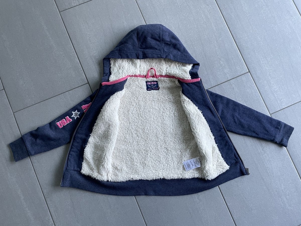 Giacche & Cappotti: Sweatjacke Grösse 122/128 – Usato da Mägenwil venduto da Bienchen8 2