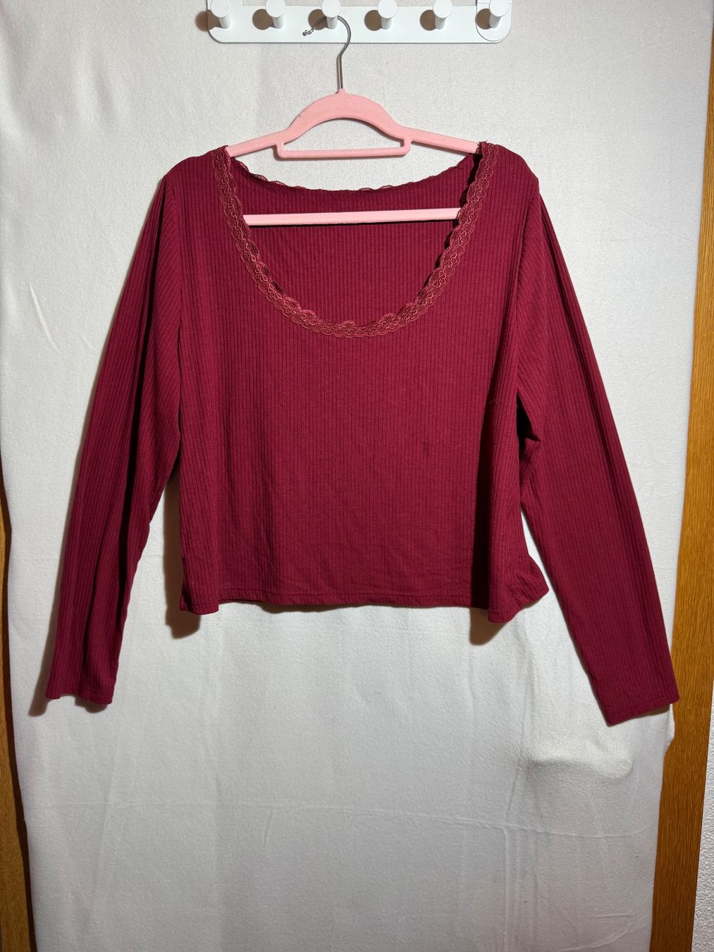 Shein Maglioni & Felpe: Roter Pullover von Shein Gr. 3XL – Usato da Grosswangen venduto da SALE_SALE_SALE