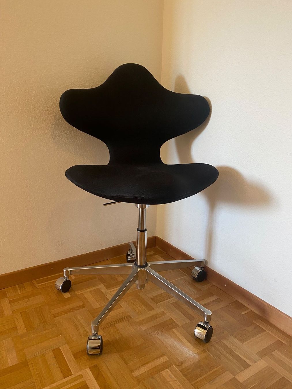 Stokke Chaises: Stokke Varier Active Bürostuhl – D'occasion à Adliswil par synchrot 3