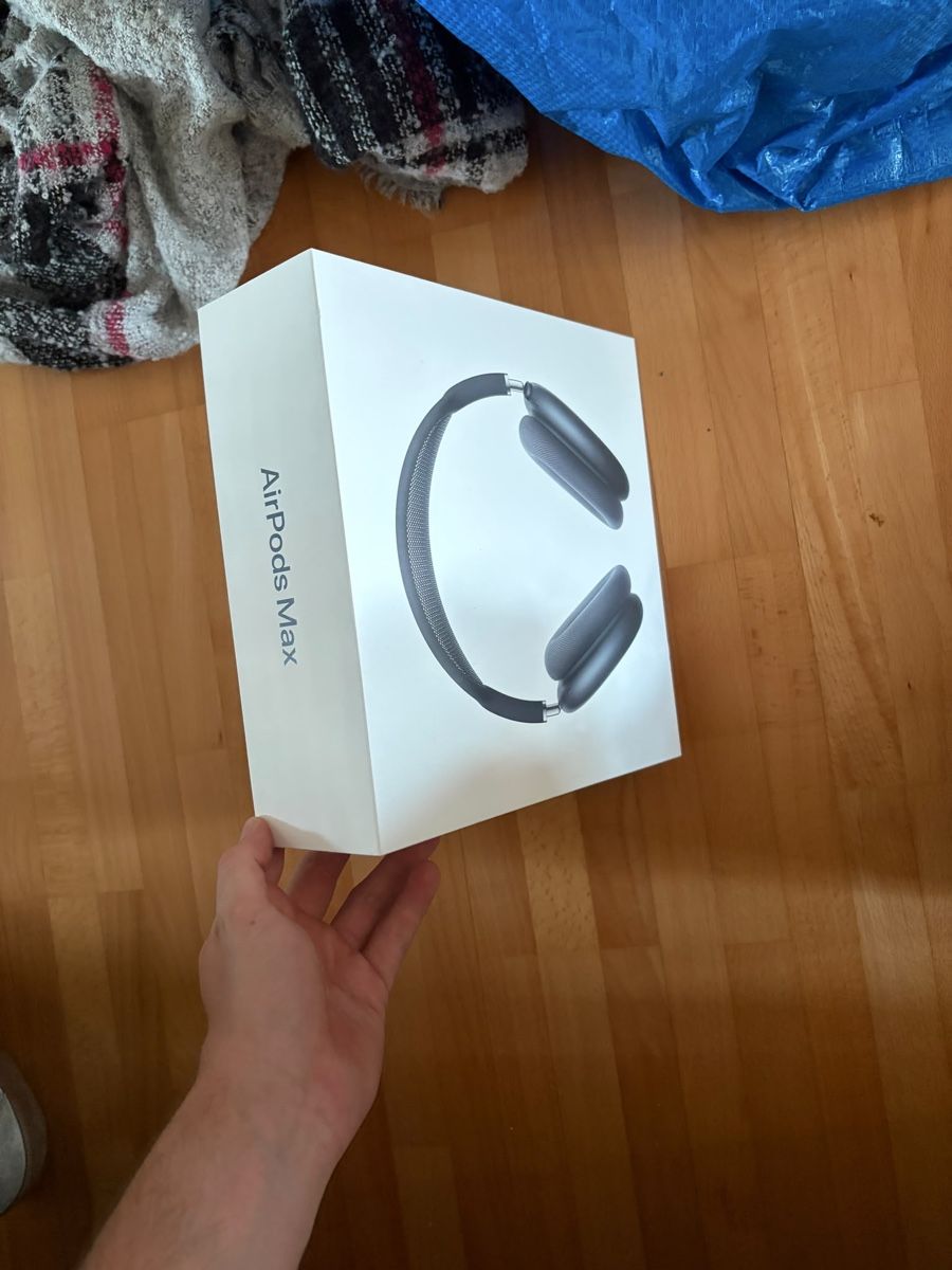 Apple Cuffie: AirPods Max (2025) – Nuovo (secondo la descrizione) da Niederweningen venduto da deb_6qky 1