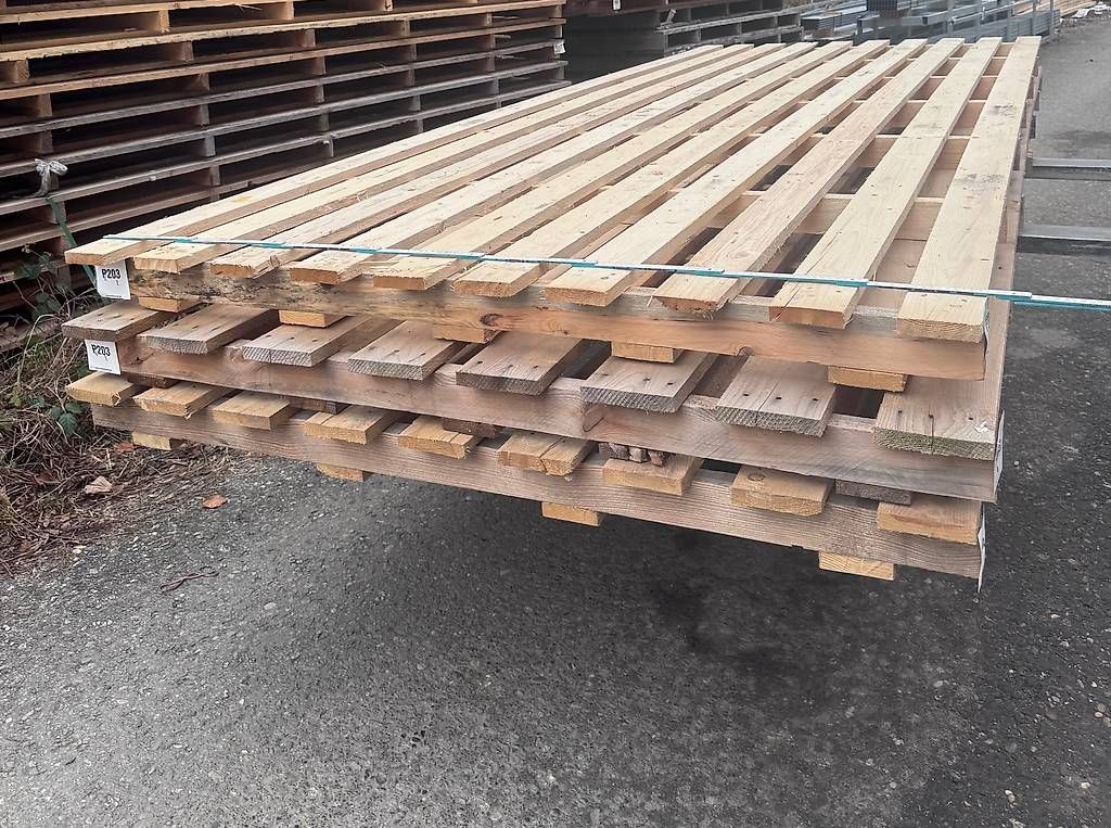 Pallets: Holz Paletten gross – Usato da Niederlenz venduto da l_occo 1