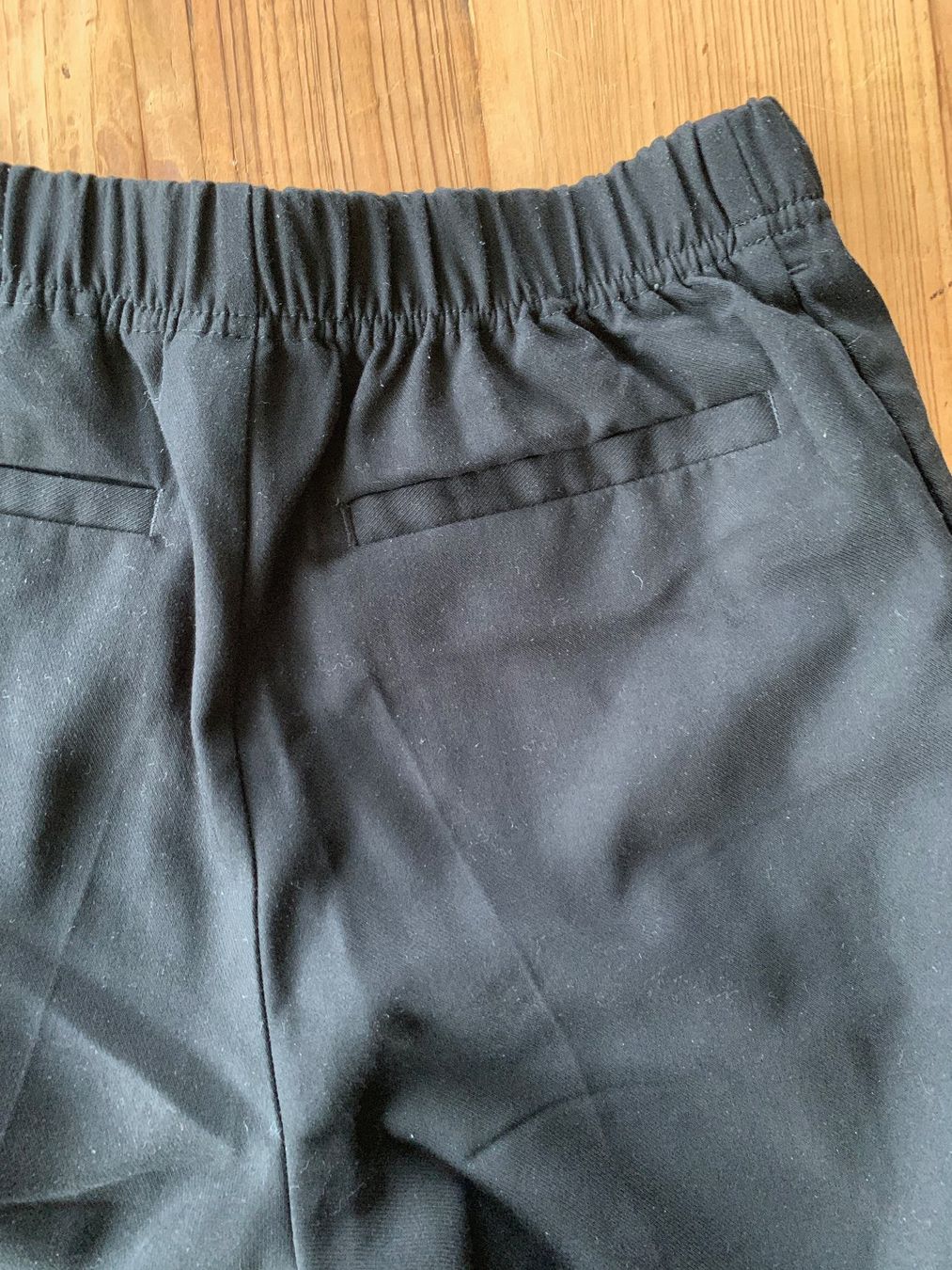 Weekday Pantaloni: Weekday Hose schwarz Gr. 34 Polyester Viskose Elasthan – Usato da Kirchdorf AG venduto da coco123 4