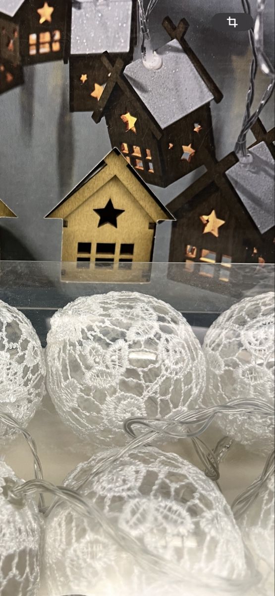 Lichterketten & Leisten: LED Lichterkette Häuschen Christbaumkugeln Weihnachtsdeko – Neu und originalverpackt aus Frauenfeld von Babytimmy 1
