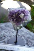Amethyst-Stufe auf Ständer | Top-Qualität | 18 cm, 633 g