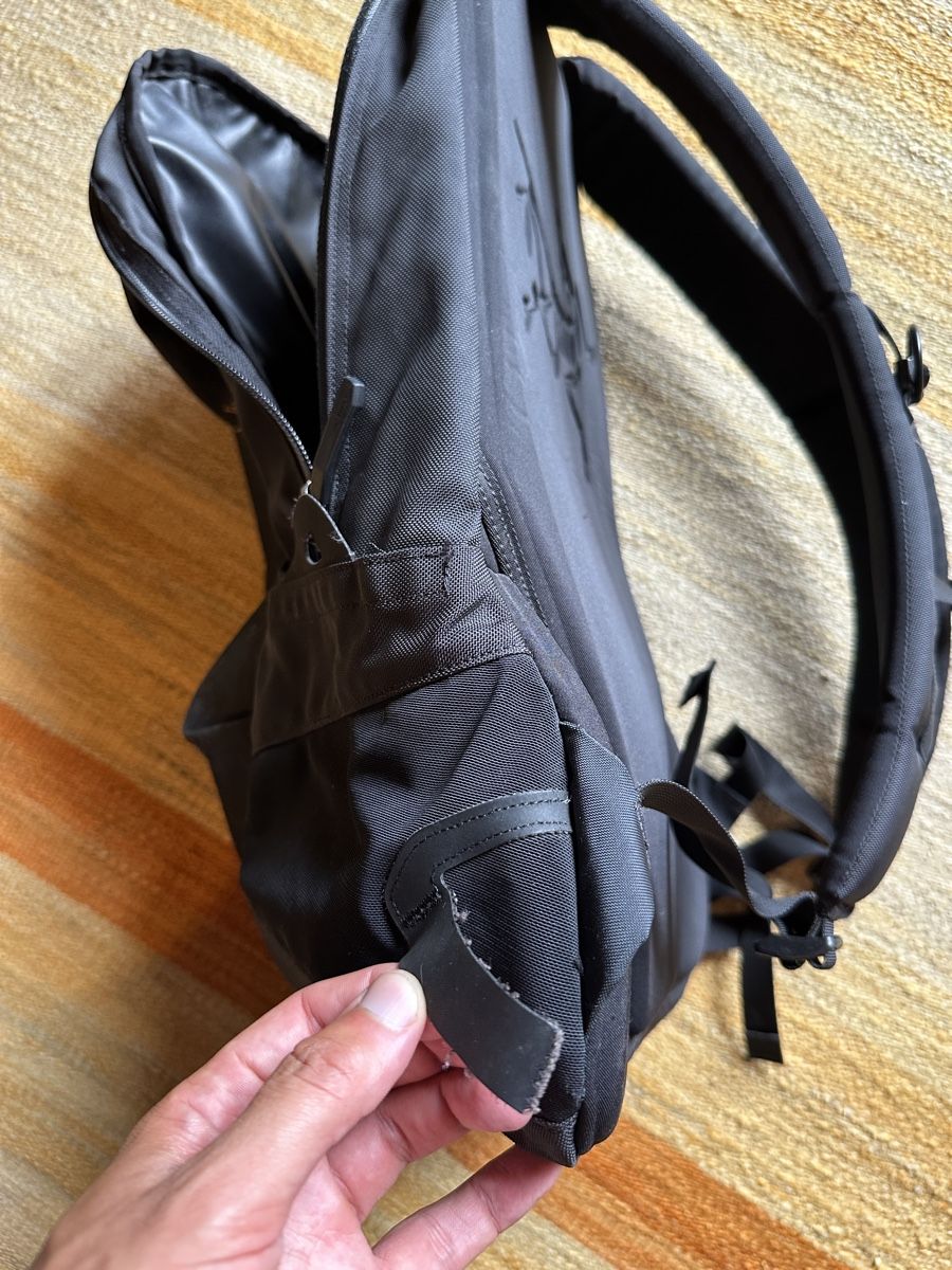 Arcteryx Sacs à dos: Arcteryx Arro 16 Backpack – D'occasion à Villars-Burquin par Iliasso 6