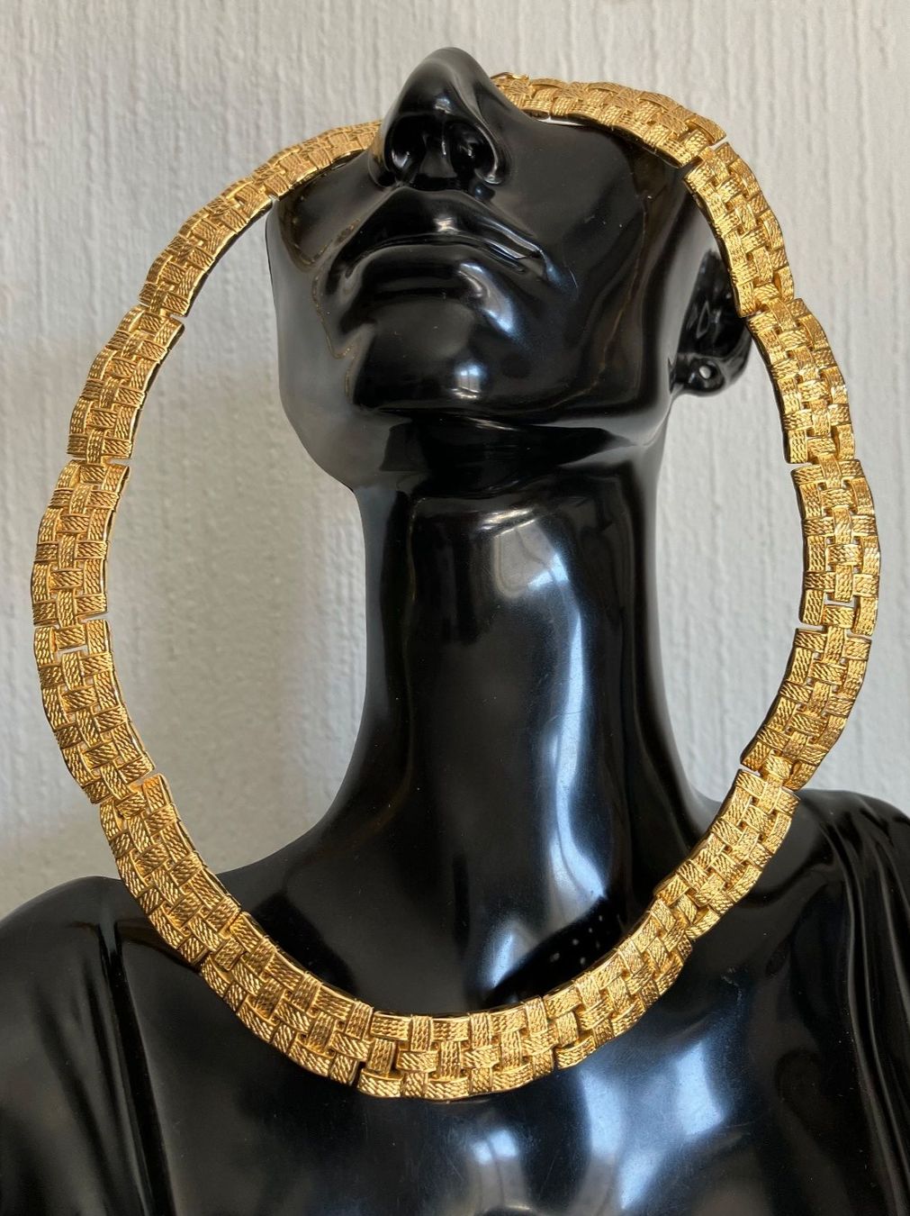 Catenine: Collier Altesse plaqué or  Collection vintage – Usato da Peseux venduto da CharmeCommerce 1