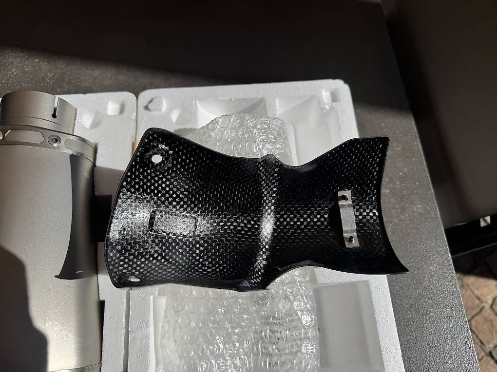 Sistemi di scarico: BMW S1000RR 09-14 Akrapovic – Nuovo e nell'imballaggio originale da Schinznach Dorf venduto da Schinichii 3