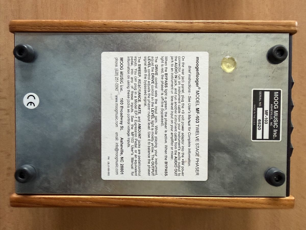 Moog Strumenti musicali: Moog MF-103 12-Stage Phaser effect pedal – Usato da Vordemwald venduto da gerard.green 1