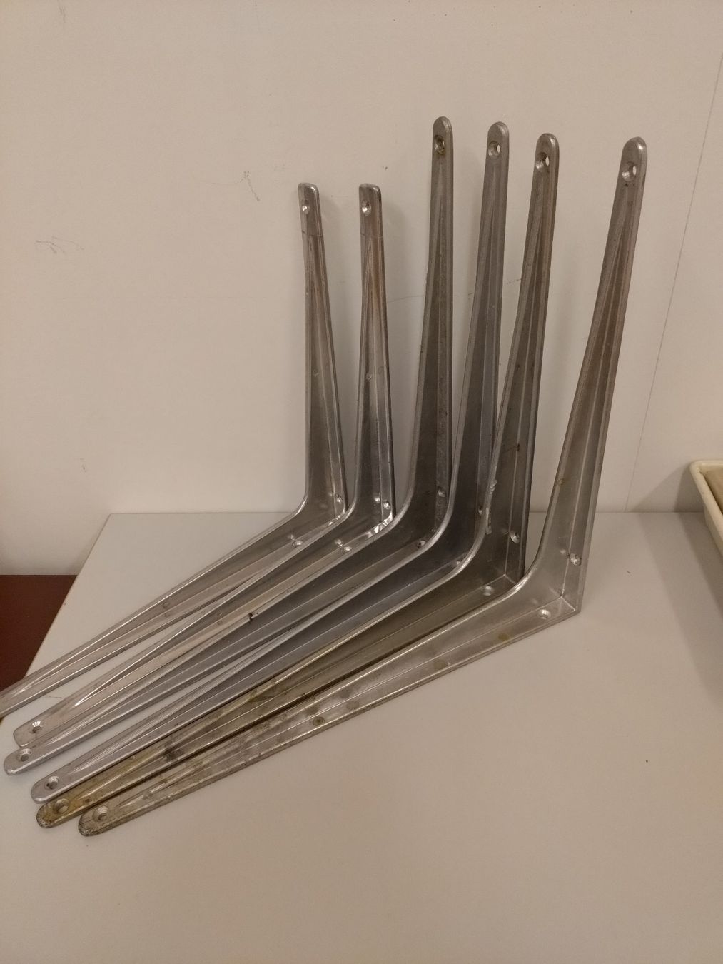 Quincaillerie: Alu Winkel 40/45 oder 35/40cm – D'occasion à Steinhausen par _Bergler_ 1