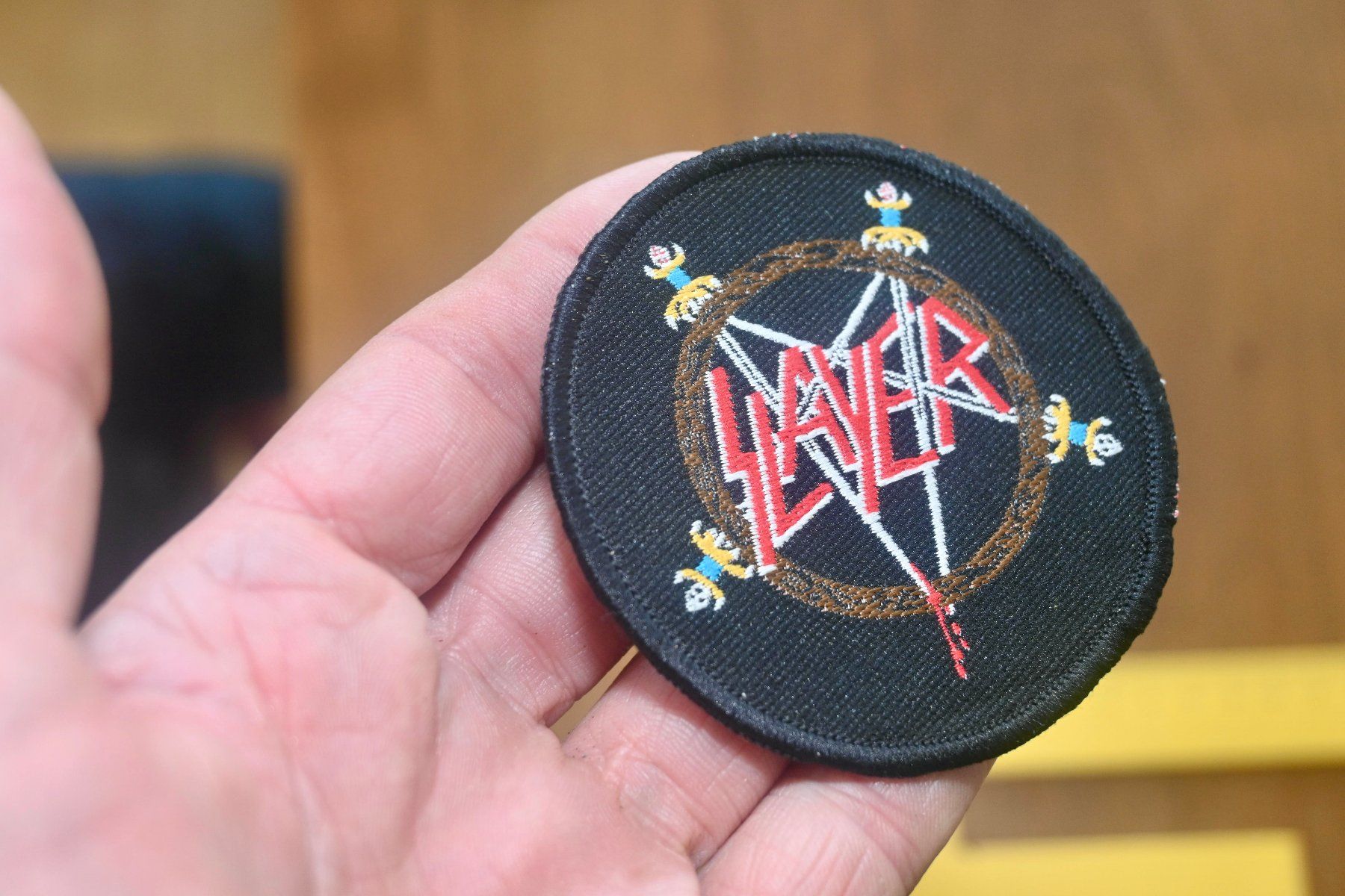 Schallplatten: VINTAGE Slayer PATCH schwertgriff blau BADGE – Gebraucht aus Pfaffhausen von mono_rec 2