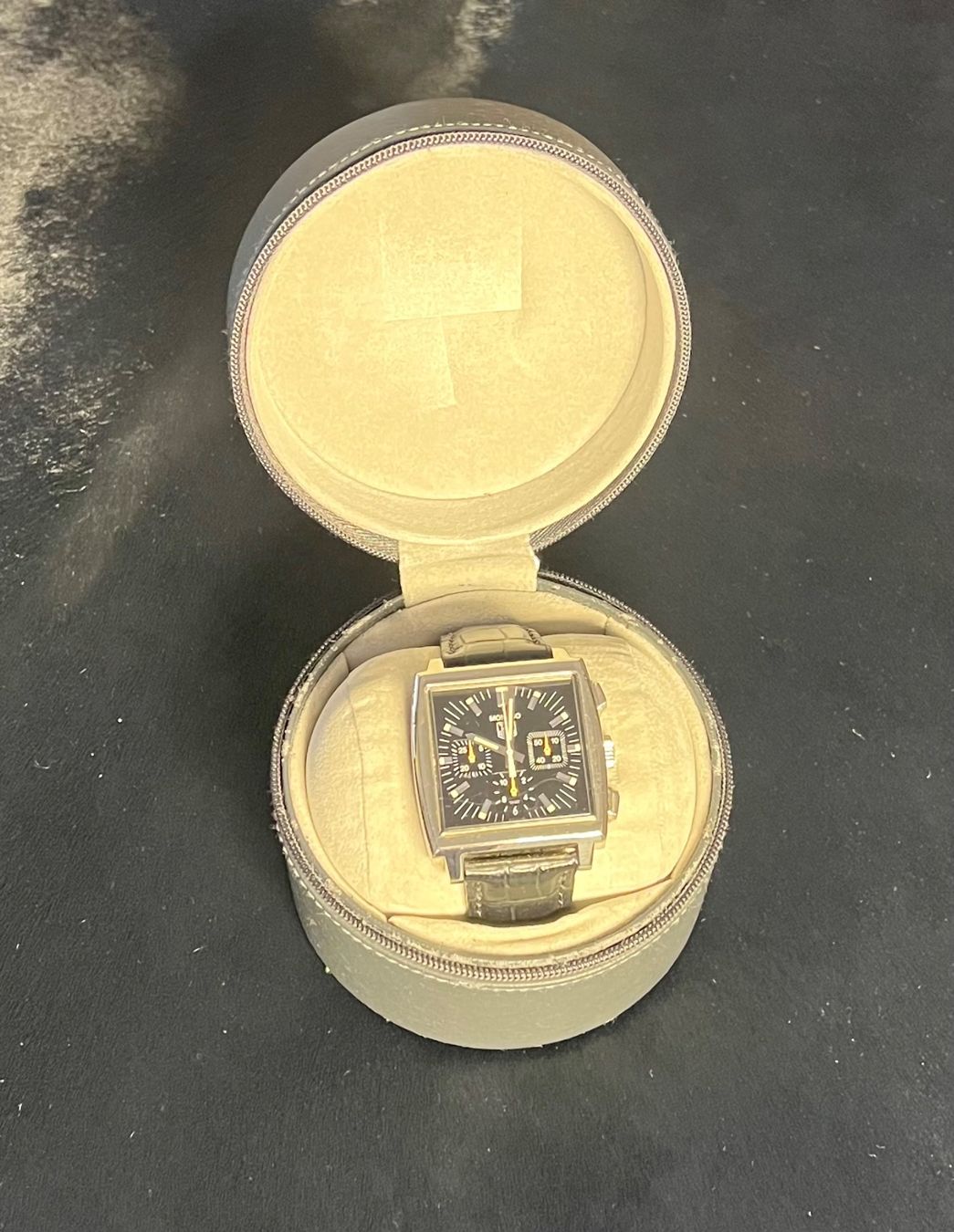 Tag Heuer Orologi: Tag Heuer Monaco CW2111 – Usato da Mettau venduto da Tanjasboudoir 1